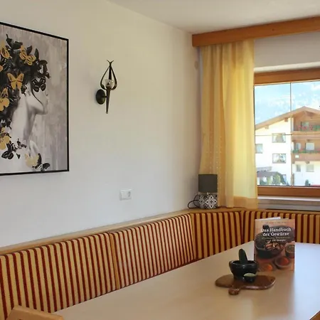 Apartment Landhaus Rosenrot Fuegen